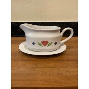Corning Corelle Quilt Gravy Boat & Under Plate